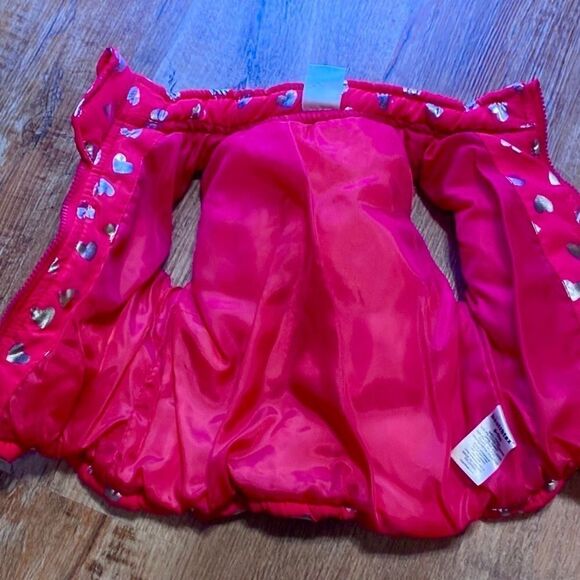 Healthtex Puffy Vests Set of 2 Bright Pink  Silver Hearts Black Gold Stars 12 M - Picture 5 of 15